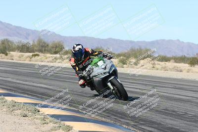 media/Dec-04-2025-Racers Edge (Thu) [[5ebc9f124d]]/3-B Group/3-Session 2 (Turn 7 Inside)/